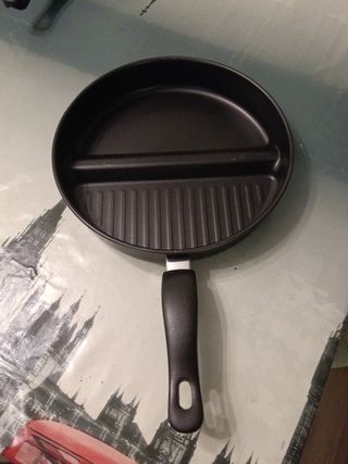 Sartén doble 2 en 1 - Negra