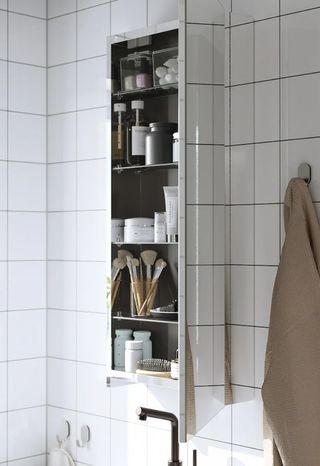 Armario espejo baño