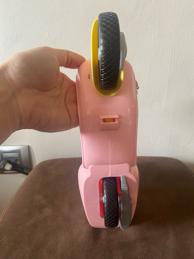 Moto Barbie con cesta y cachorro