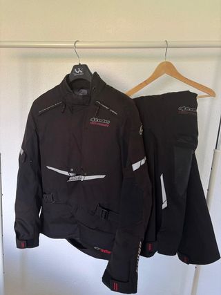 Conjunto moto Alpinestar completo + Casco Schubert