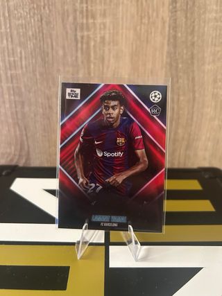 LAMINE YAMAL 
 Topps Show Time RC