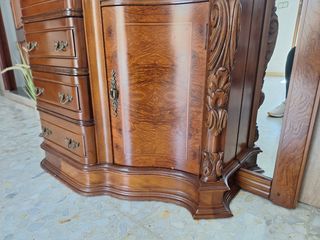 Mueble y espejo entrada casa