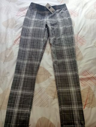 Mallas grises y blancas talla 15-16