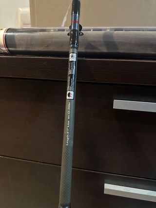 2 canne da traina, 1 penna da 20 libbre e 12/30 
