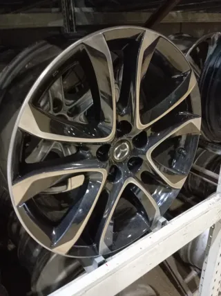 Llantas Mazda 19