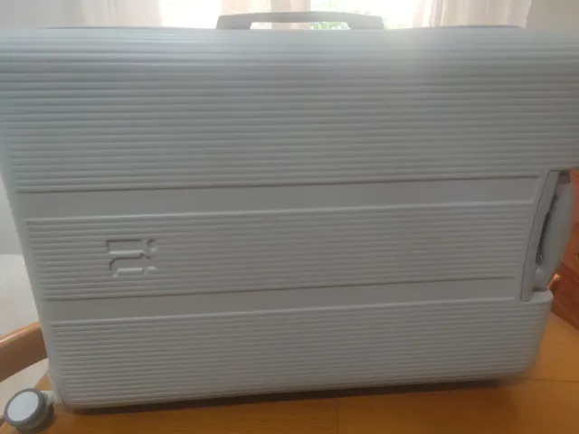 Maleta viaje rígida grande gris