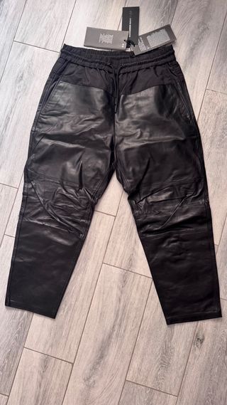 Pantalones cuero Alexander Wang, talla 6