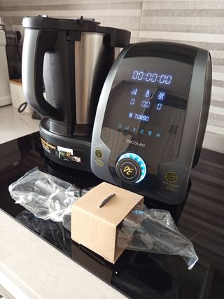 Mambo Cecotec 8590