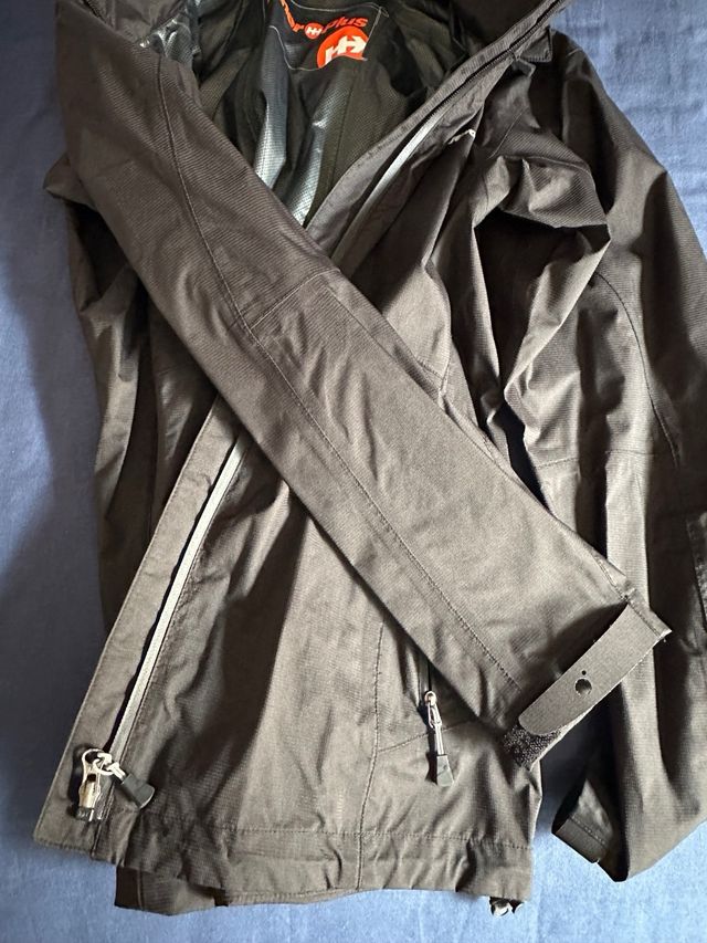 cortaviento impermeable talla M