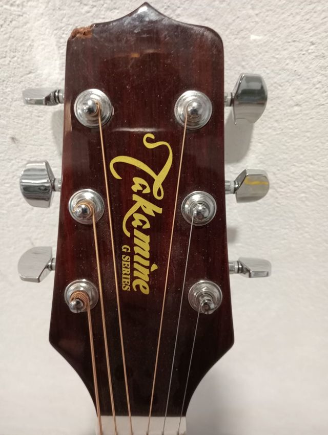 Takamine EG530SSC - Guitarra Acústica