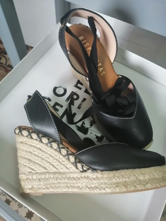 Cuñas Hispanitas negras 36