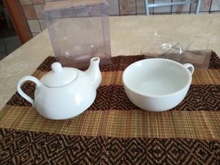 Set teiera e tazza bianco