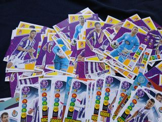 105 cromos Real Valladolid Adrenalyn Panini Lote