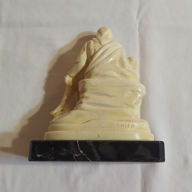 Statuetta vintage Pietà di Michelangelo
