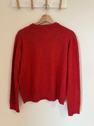 Jersey rojo cuello redondo