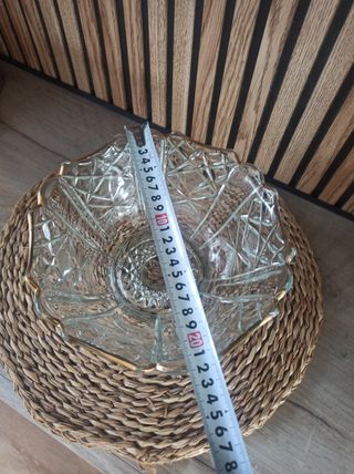 Antiguo plato de fruta