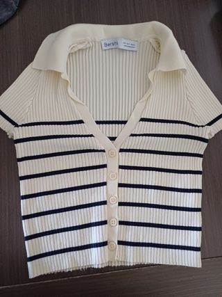 Cami Bershka rayas azul marino-blanco T-S