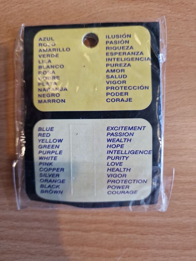 Pulseras y pendientes nuevos