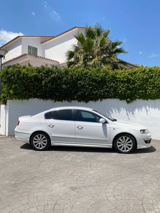 Volkswagen Passat 2010 R-Line | Automatico 