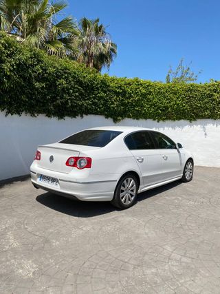 Volkswagen Passat 2010 R-Line | Automatico 