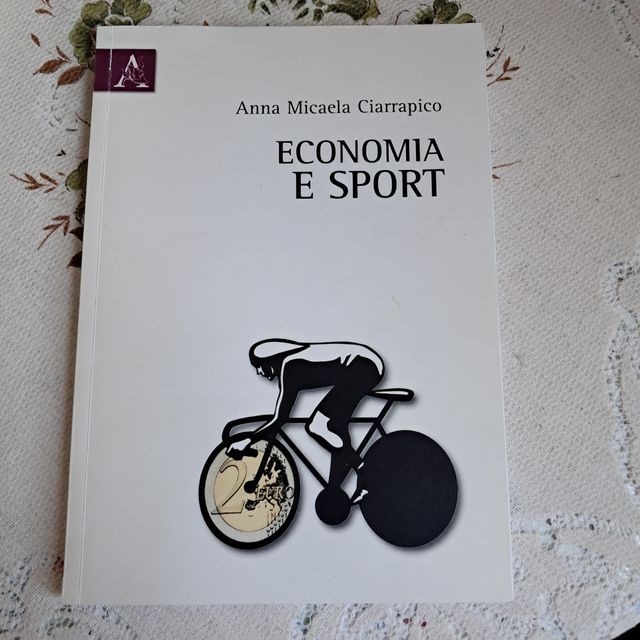 Libro economia e sport livre d'économie et de spor