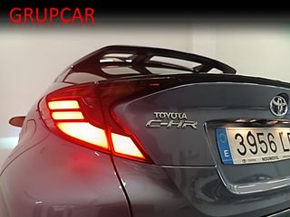 Toyota C-HR Hybrid Advance