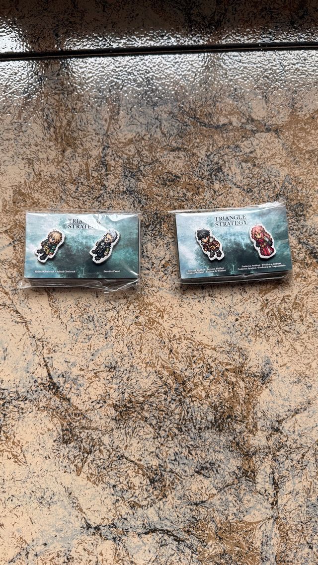 Pines Triangle Strategy - Edición Limitada