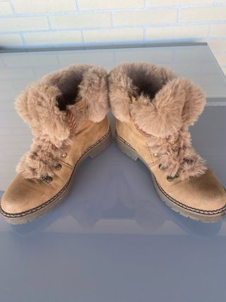 Botines mustang talla 38 con pelo