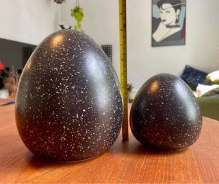 Huevos decorativos estilo años 80