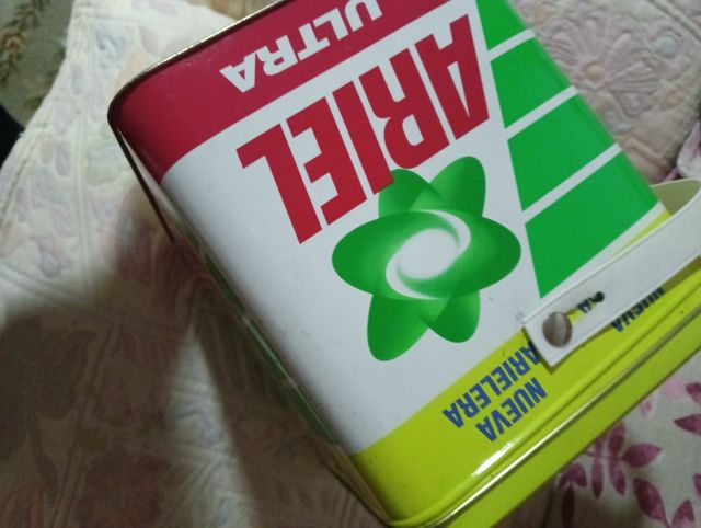 LATA ANTIGUA DE ARIEL