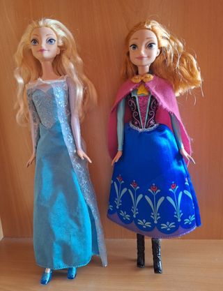 Muñecas Elsa y Anna Frozen