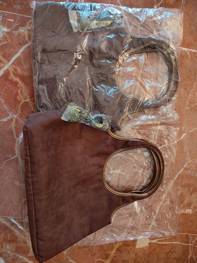 Bolso Clarins marrón