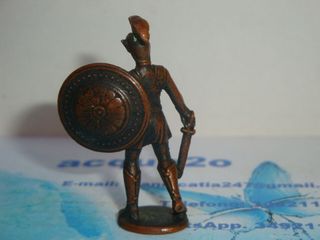 Soldatini ferro Kinder Ferrero Spartano Spartani -