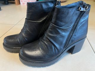 Stivaletti donna neri - 2 zip