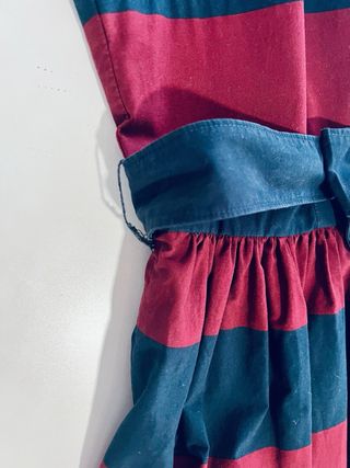 Vestido Abercrombie rayas azul marino y granate