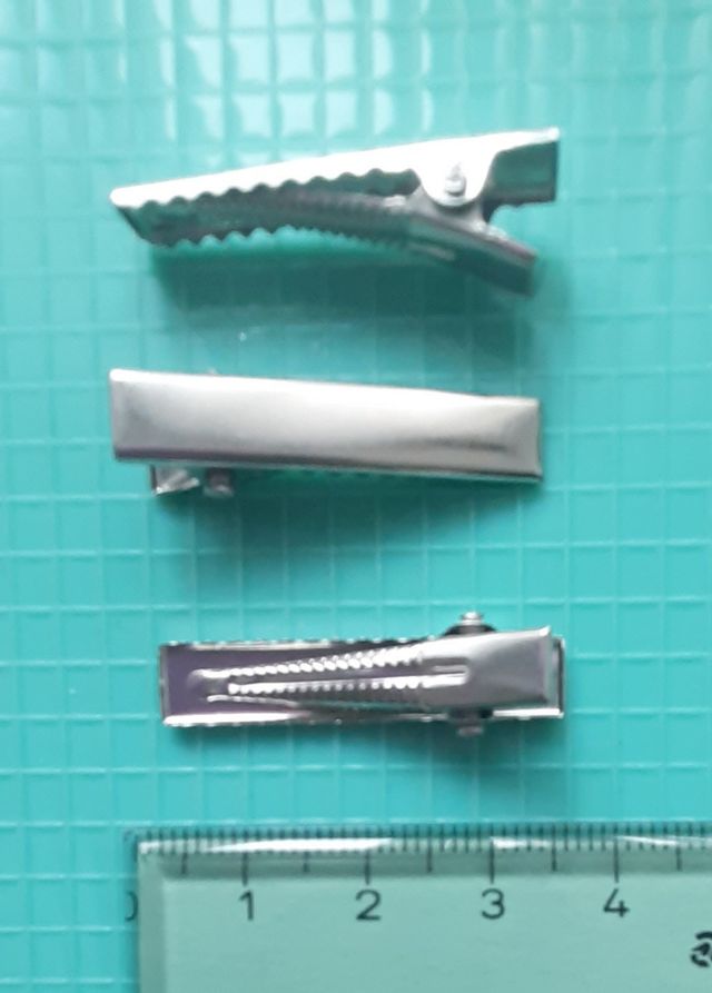 Componentes bisutería: anillos, cierres, pins ...