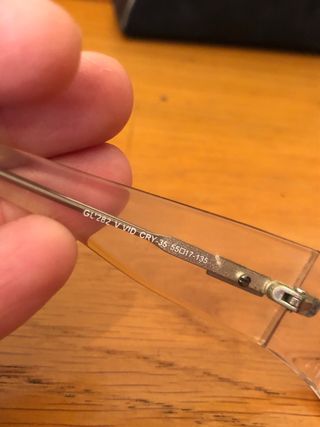 GUESS Gafas de sol transparentes con funda