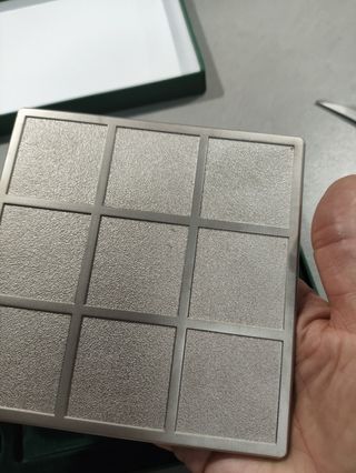 Juego de mesa numérico metálico