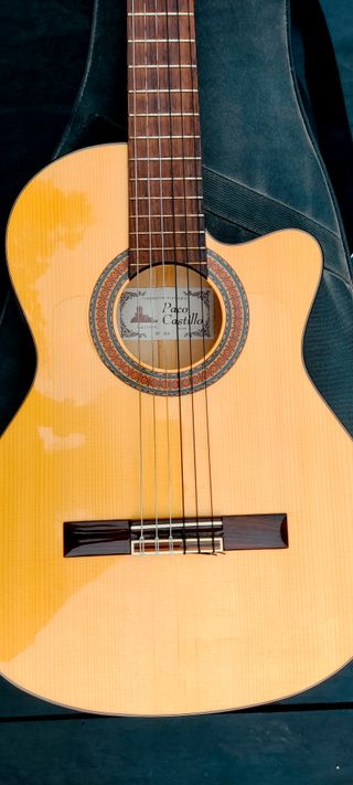 OFERTA INCREIBLE! GUITAR Paco Castillo Model 233FT