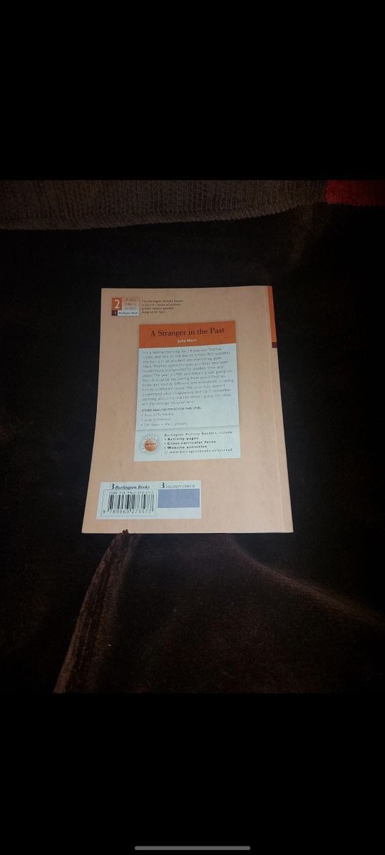 A Stranger in the Past, 2º ESO