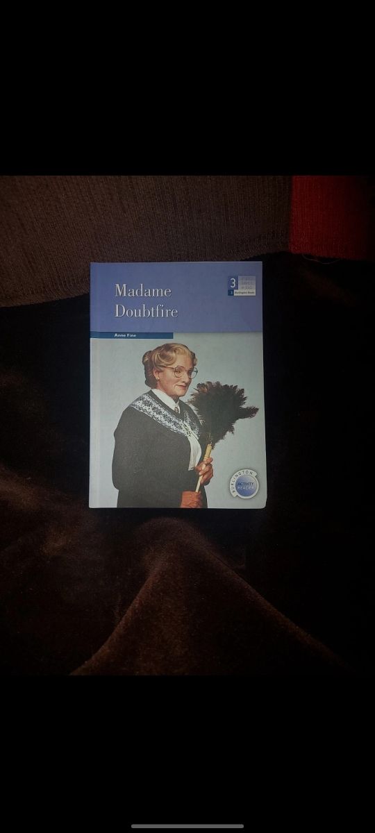 MADAME DOUBTFIRE 3§ESO BAR