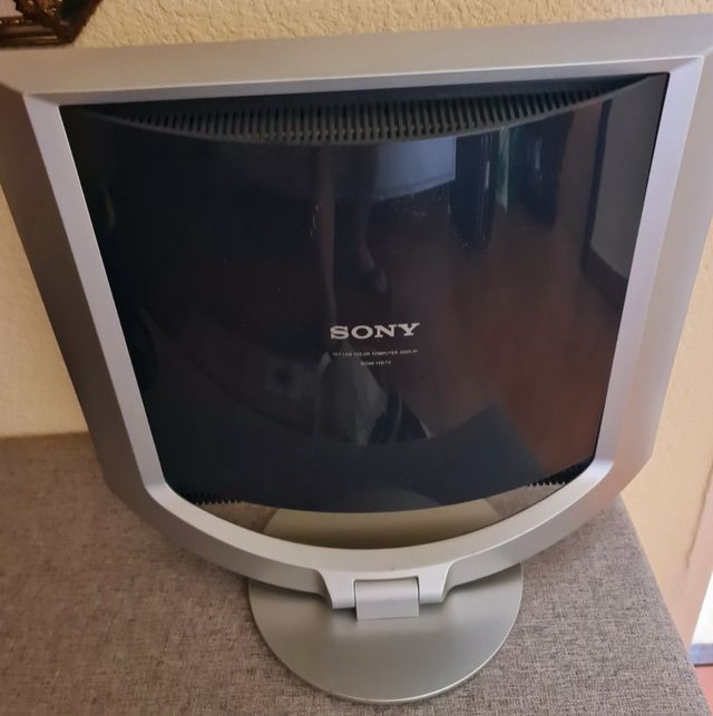 Monitor Sony 15 pulgadas