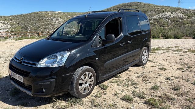 Citroen Berlingo 2017 Porton y techo solar