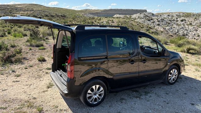 Citroen Berlingo 2017 Porton y techo solar
