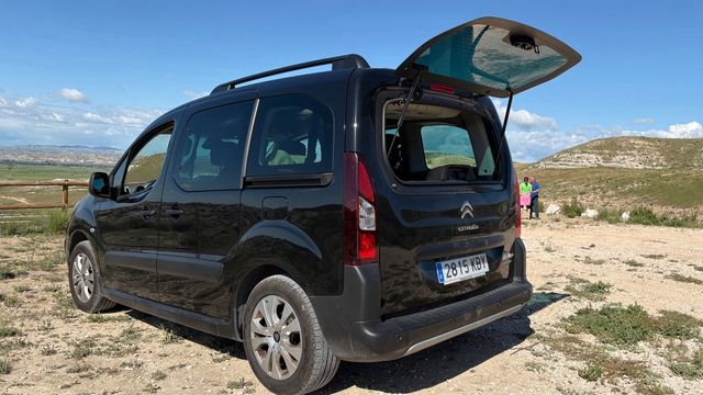 Citroen Berlingo 2017 Porton y techo solar