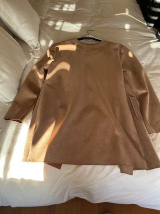 Chaqueta de antelina marrón claro