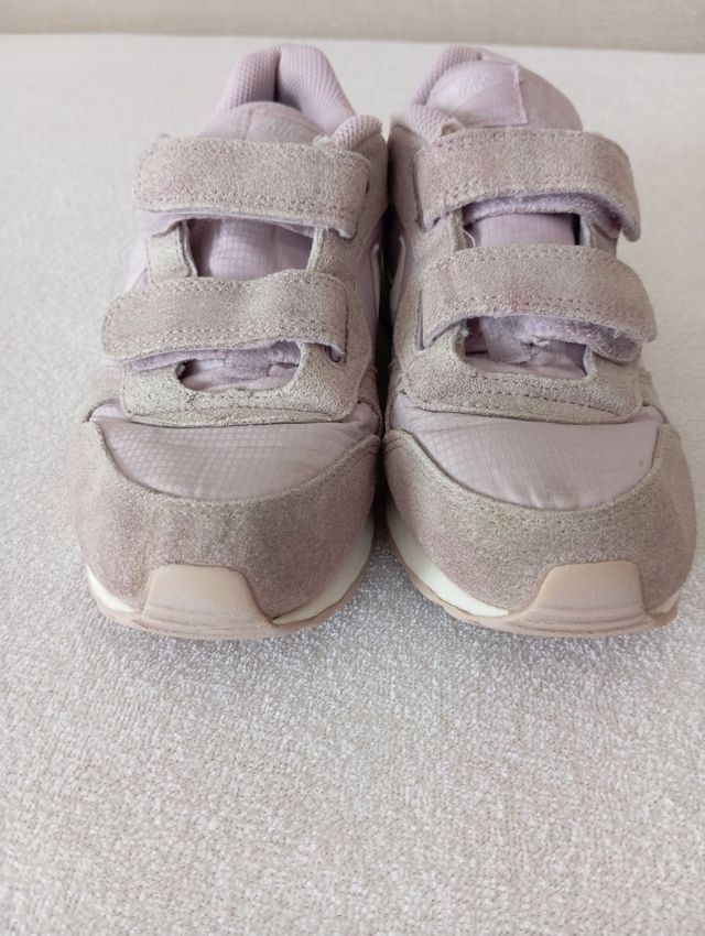 Deportivas Nike con velcro