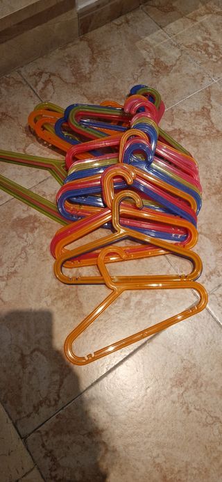 40 Perchas ikea niño