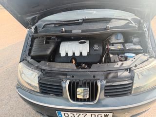 SEAT Alhambra 2025