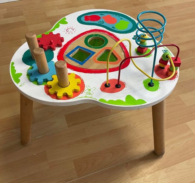 Mesa actividades madera infantil